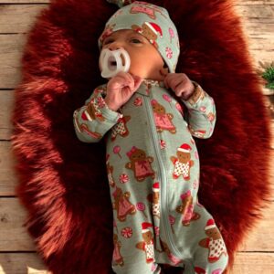 SpearmintLOVE - 2-Way Zip Footie, Gingerbread Friends Green